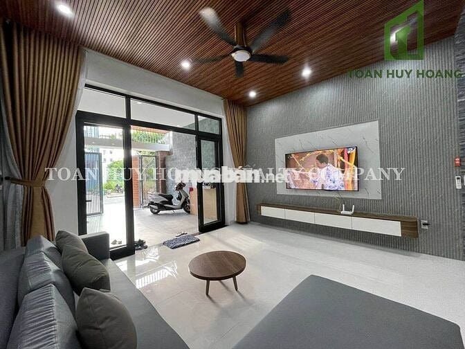 Nhà 4 tầng 4PN đẹp DT 100m2 khu Nam Việt Á yên tĩnh và an ninh tốt
