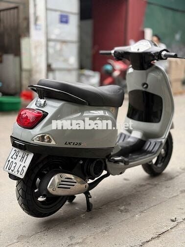 Cần bán Vespa LX 2015, máy êm, tiết kiệm xăng