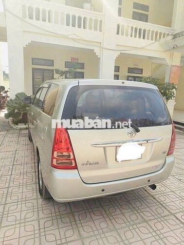 Toyota Innova 2006 G - 250000 km