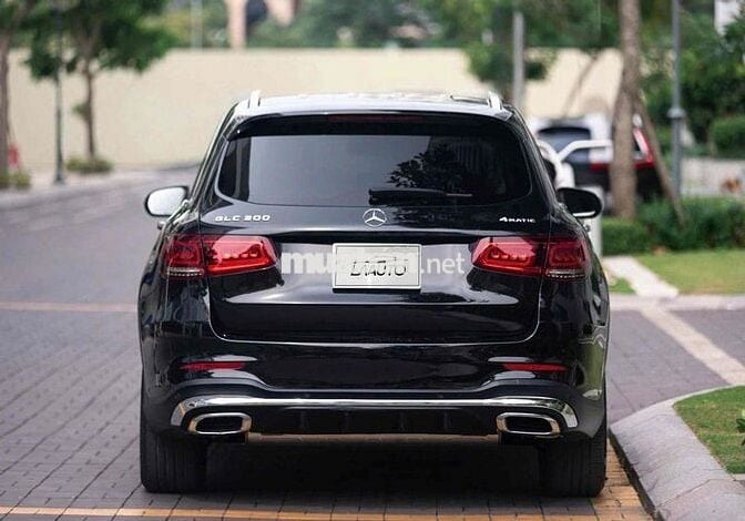 Mercedes Benz GLC 2021 300 4MATIC - 59000 km