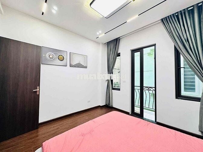 🏡 BÁN NHÀ XUÂN THUỶ – 42m² – CÁCH Ô TÔ 40M – GIÁ HƠN 10 TỶ