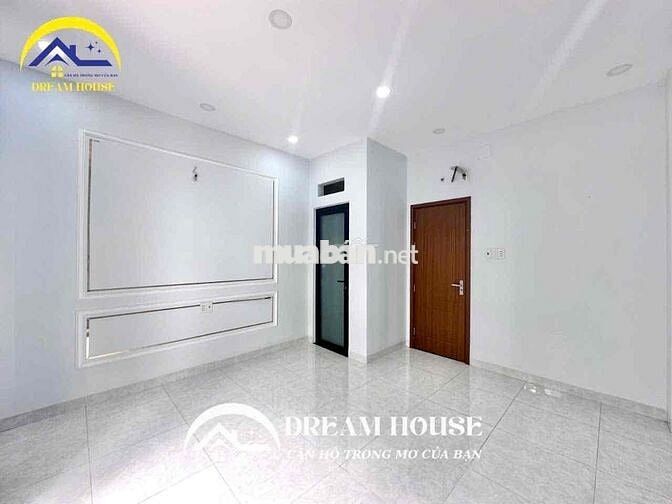 Cho Thưe Studio Cuối Lê Trọng Tấn - Bancol Mới Xây