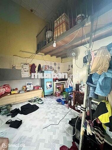 Bán 2 căn nhà nhỏ tiện xây mới,cách xe hơi 20m.Nguồn gốc lâu đời Q.7..