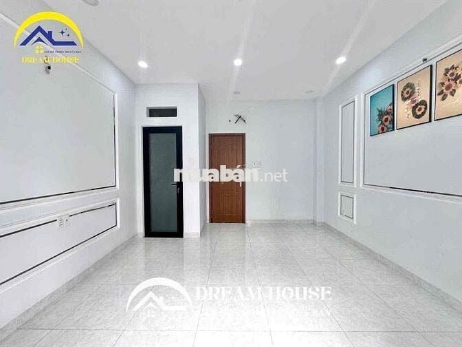 Cho Thưe Studio Cuối Lê Trọng Tấn - Bancol Mới Xây