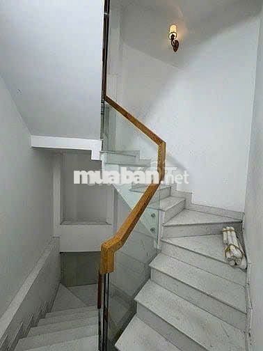 Cho Thuê Nhà Đường Lê Tự Tài, Phú Nhuận ( Ngang 6m - Nhà Rộng Thoáng )