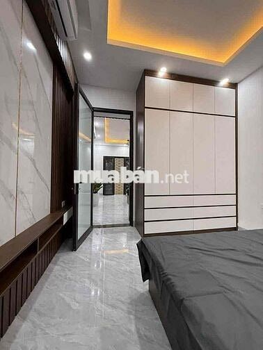 TẬP THỂ PHỐ THÁI HÀ - TẦNG 1 - CĂN GÓC - FULL NỘI THẤT