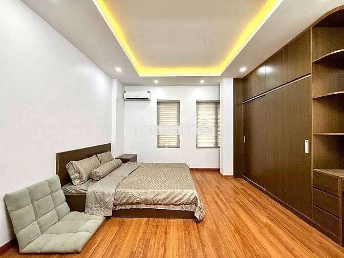 PhAO ĐAI LANG 31M ,5 TANG , NHINH 8 TY