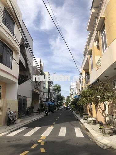 Nhà ở 136m2, 3 phòng ngủ, bên hông chợ Kỳ Đồng, phường Thanh Khê.