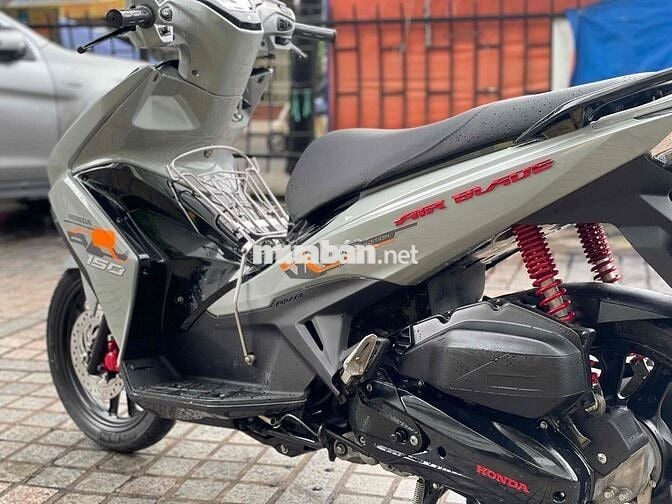 Air Blade 125 áo full mới trả 12tr nhận xe