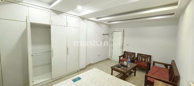 Cho thuê căn hộ tập thể tầng 1 