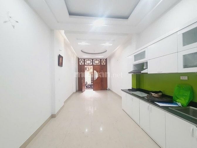 Bán nhà Mạc Thị Bưởi ô tô đỗ cửa, dt 38m2, 4t, giá 7.35 tỷ.