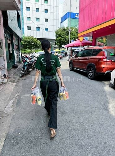 sang nhượng quán Nước Ép Trái cây có sẵn khách đông