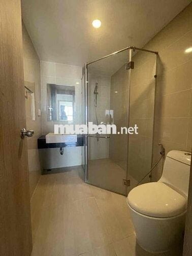 Cho thuê căn 2PN.2WC full nội thất tầng cao view Nam gió mát