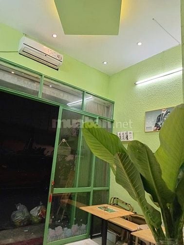 sang nhượng quán Nước Ép Trái cây có sẵn khách đông