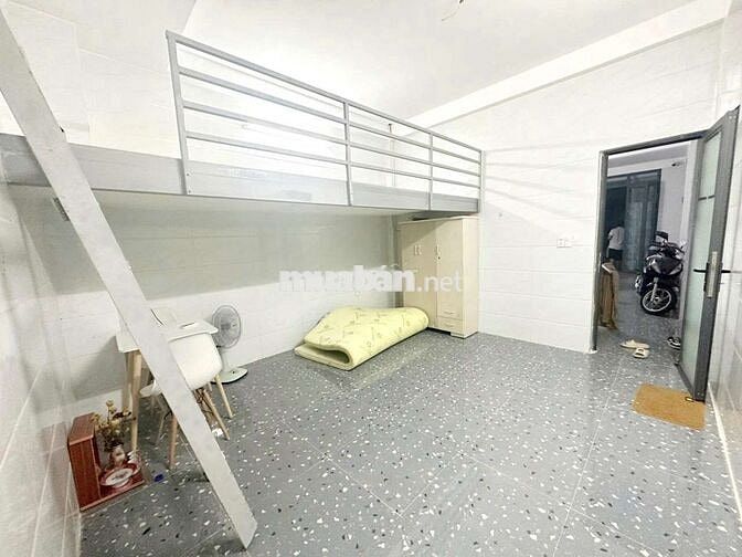 Nhà HXH còn trệt gác+ phòng bếp full nội thất