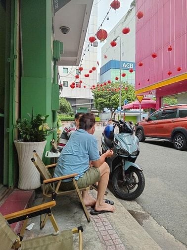 sang nhượng quán Nước Ép Trái cây có sẵn khách đông