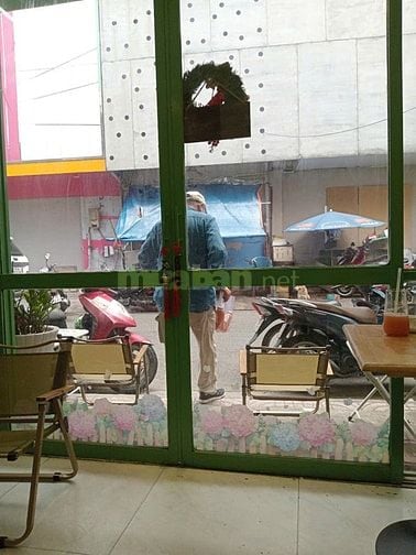 sang nhượng quán Nước Ép Trái cây có sẵn khách đông