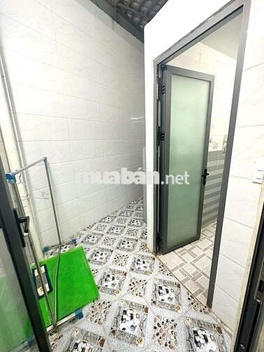 Nhà HXH còn trệt gác+ phòng bếp full nội thất