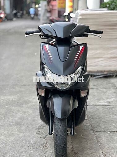 Cần bán Freego bản ABS, 2022, đen nhám, mới 95%