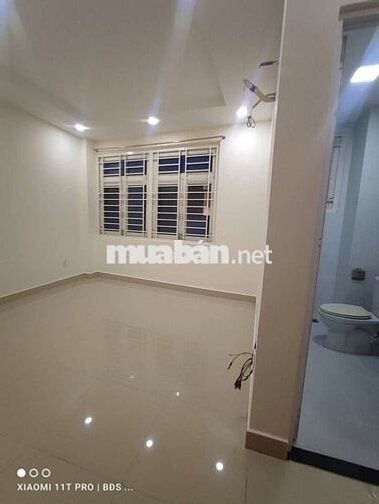 Nhà 1Trệt 2Lầu có 5pn 4wc gần Vạn Phúc 12triệu