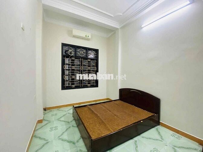 Chính chủ cho thuê nhà riêng 4 tầng 4 ngủ giá tốt