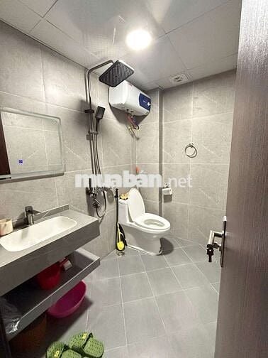 Chính chủ cho thuê nhà mới xây 6 tầng