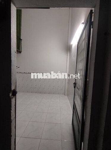 Cho thuê phòng trọ có gác 30m2 gần CV phần mềm Quang Trung