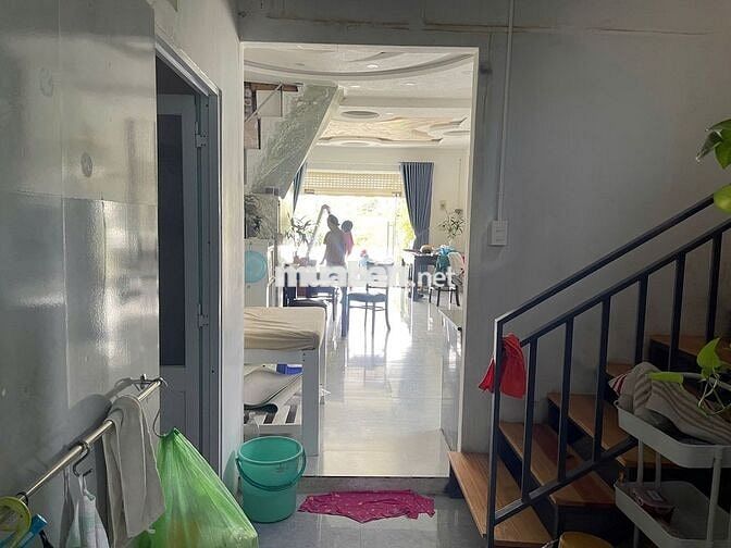 Nhà hoàn công mặt tiền hẻm Phan Chu Trinh Bảo Lộc view đẹp chỉ 4.7 tỷ