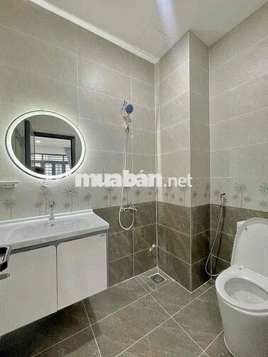 căn hộ 40m2 ban công đón nắng ngay Huỳnh Văn Bánh giáp Quận 3, an ninh