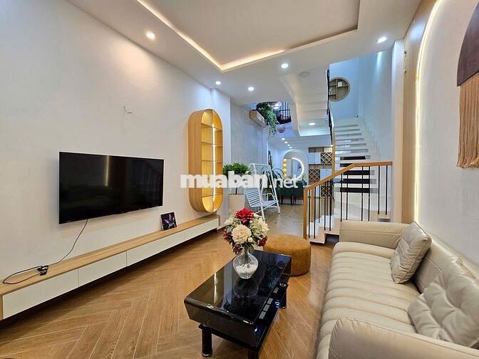 CHO THUÊ NHÀ 3 TẦNG ĐẸP – TRẦN CAO VÂN, HẢI CHÂU