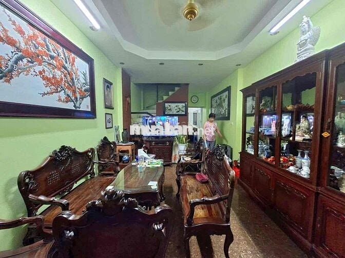 Bán nhà Kinh Doanh phân vỉa hè lô ô tô phố Lò Đúc 47m 2 tầng 6mt giá