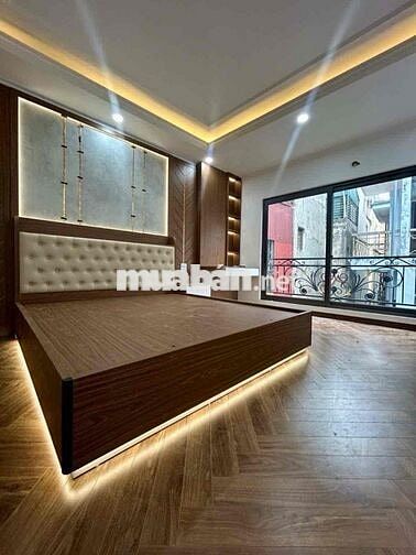 TÂY SƠN ĐỐNG ĐA - 6 TẦNG THANG MÁY - THÔNG SÀN 38m2