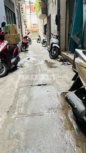 🩵 Bán Nhà Định Công Thượng – 4 Tầng Đẹp Ở Ngay – 7.8 Tỷ 🩵