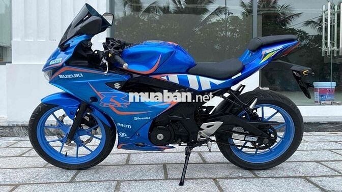 Suzuki GSX