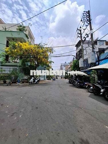 BÁN NHÀ 25m2 - 2.6 TỶ - NGAY TÊN LỬA - KẾ BÊN AEON MALL - BX MIỀN TÂY