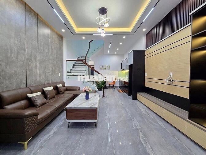 Chỉ Hơn 2 Tỷ Sở Hữu Ngay Căn Nhà Mặt Tiền Mới Xây Tại Thủ Dầu Một