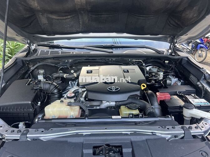 Toyota Fortuner 2017 2.4G 4x2 MT - 120000 km