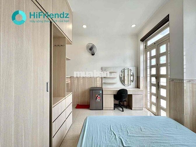Studio Full nội thất, ban công siêu thoáng sát cầu Nguyễn Văn Cừ