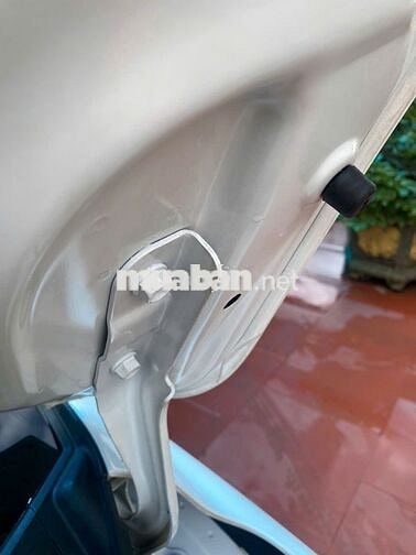 Hyundai Grand i10 2023 1.2 AT - 30000 km