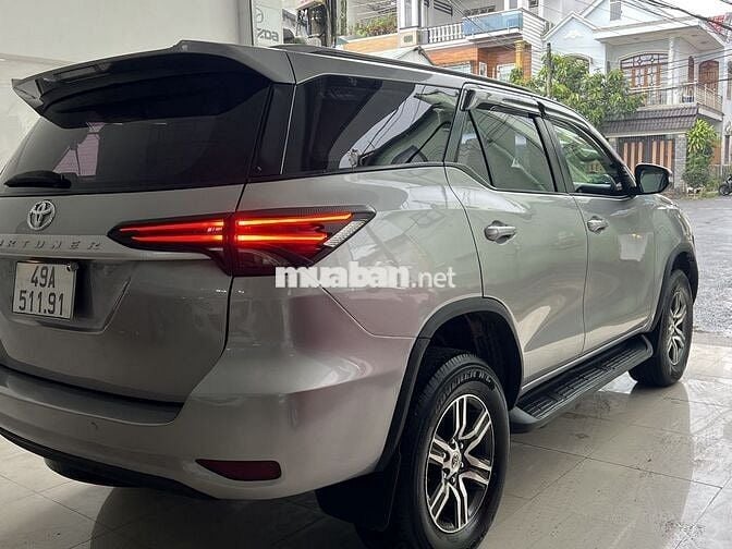 Toyota Fortuner 2017 2.4G 4x2 MT - 120000 km