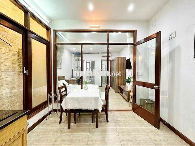 Cho Thuê Căn 1Pn Full NT ở Nguyễn Đình Chiểu, q1 bếp rộng rãi thoáng