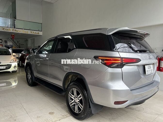 Toyota Fortuner 2017 2.4G 4x2 MT - 120000 km