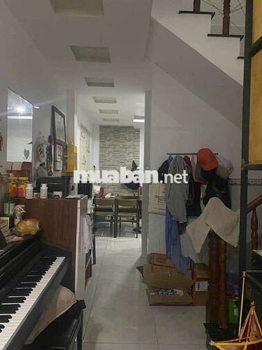 Cho thuê nhà nguyên căn hẻm xe hơi khu Lý Phục Man