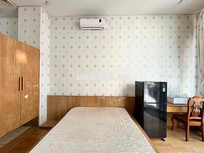 phòng cho thuê Cách Mạng Tháng 8 Quận 3. Gần công viên Lê Thị Riêng