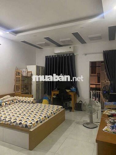 Cho thuê nhà nguyên căn hẻm xe hơi khu Lý Phục Man