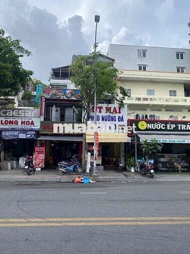 Mặt tiền kinh doanh ở số 2 đường Đồng Nai, Q10