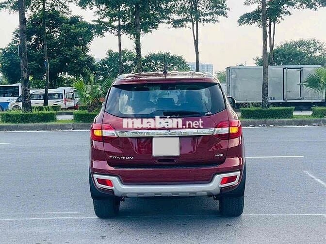 Ford Everest 2018 Titanium 2.0L 4x4 AT - 105000 km