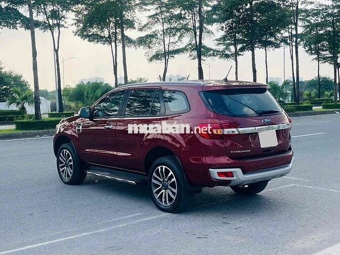 Ford Everest 2018 Titanium 2.0L 4x4 AT - 105000 km