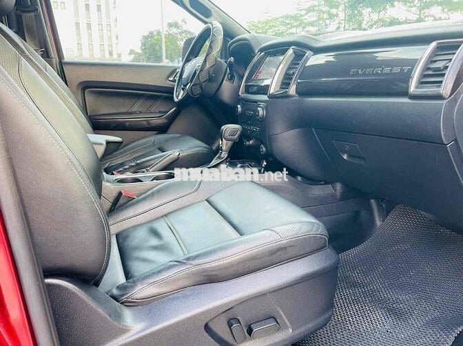 Ford Everest 2018 Titanium 2.0L 4x4 AT - 105000 km