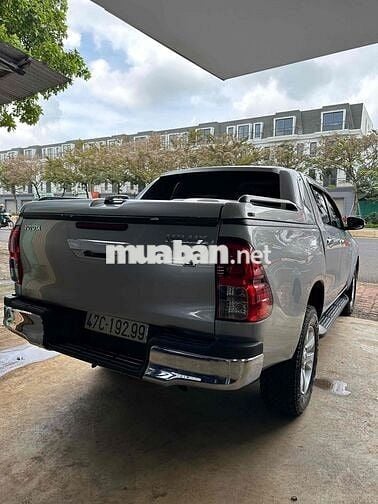 Toyota Hilux 2018 2.4G 4x4 MT - Hàng hiếm